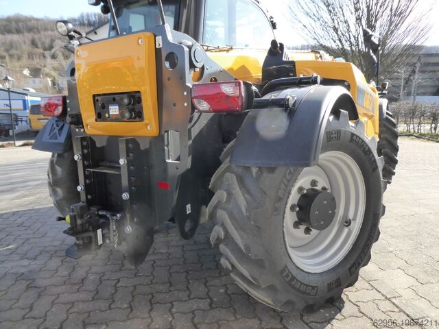 Телескопический погрузчик жесткий Dieci Agri Farmer 32.9 GD Zugmaschine Vorführgerät