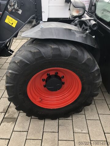 Стационарный телескопический погрузчик Bobcat TL470