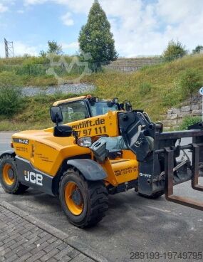 Телескопический манипулятор JCB 525-60
