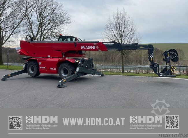 Телескопический манипулятор с возможностью поворота Magni RTH 6.25