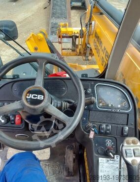 Телескопический манипулятор JCB 540-140