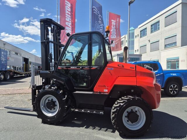 Вездеходный вилочный погрузчик Manitou M 30.4 3F550 S4