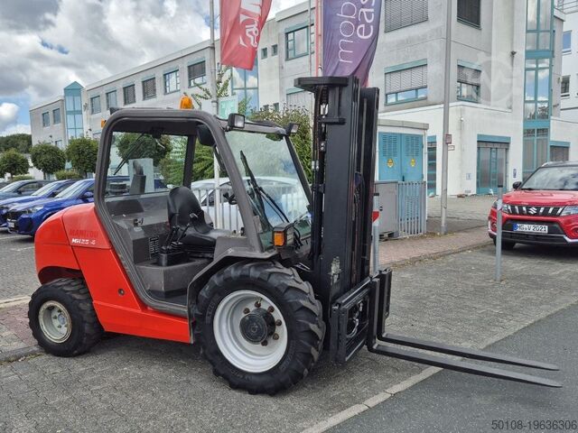 Вездеходный вилочный погрузчик Manitou MH 25.4 Buggy
