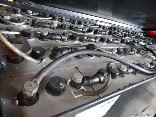 Четырехсторонний боковой загрузчик Combilift ESL5067