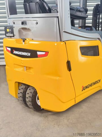 Транспортировочное средство Jungheinrich Service Neu - Batterie 82% - 5,5m Hub - 1,5t