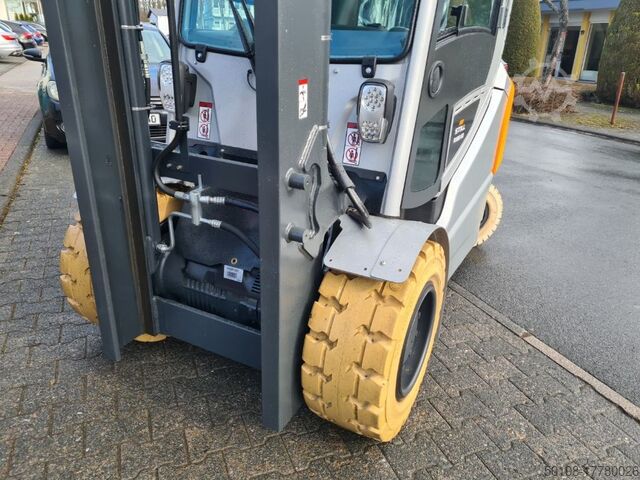 Электрический 4-х колесный вилочный погрузчик Still RX 60-50