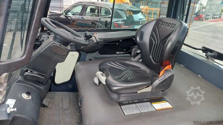 Электрический – 4 колеса Toyota 8FBMT50 - FSM 7200