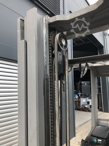 Электрический – 3 колеса Jungheinrich EFG 216 k