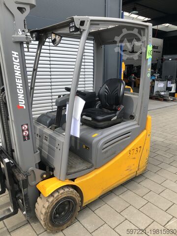 Электрический – 3 колеса Jungheinrich EFG 216 k