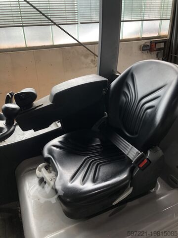 Электрический – 3 колеса Jungheinrich EFG 215