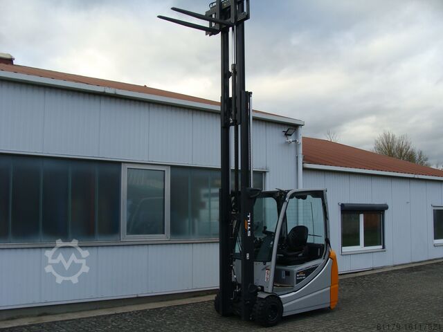 Вилочный погрузчик STILL RX 20 - 20 L TRIPLEX FREIHUB