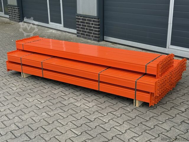 система стеллажей для поддонов на многоярусном складе Vogelsang NS/ Regallänge: 13,92 lfm. St.: 6.200 x 1.100 mm/ St.: 2.700 mm