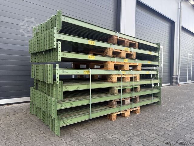 Многоярусный склад Траверса для паллетных стеллажей SSI Schäfer PR400 /lichte Weite: 2.700mm INP Profil: 80 x 42 mm