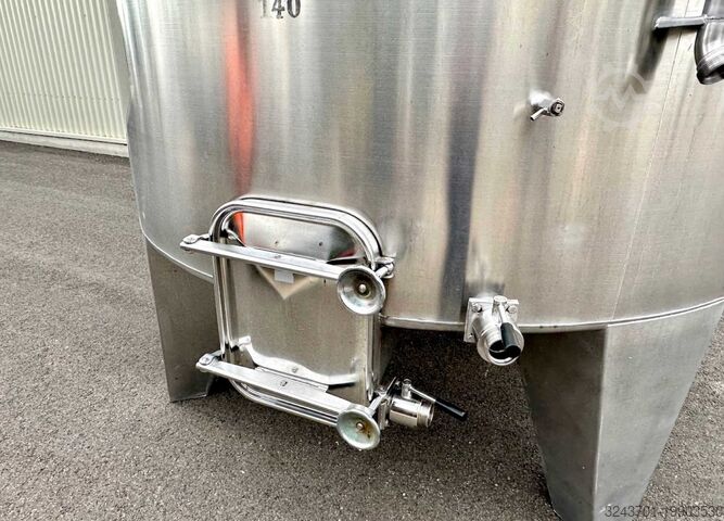 Нержавеющая стальная емкость 14000 л STAI 