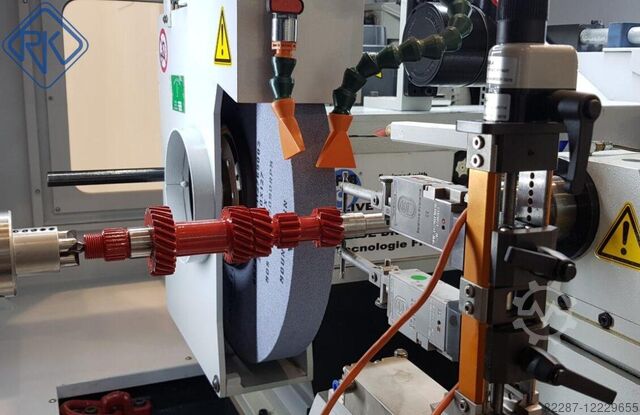 Цилиндрический шлифовальный станок NEW ROBBI Omicron CNC32 Series