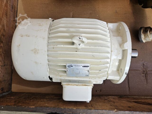 Трёхфазный электродвигатель Landert Landert AG Bülach Typ 132S-RFA4A