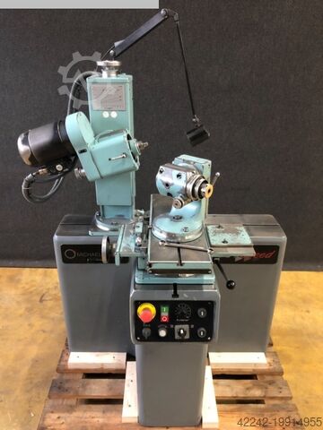 Инструментально-шлифовальный станок - Universal Deckel S11