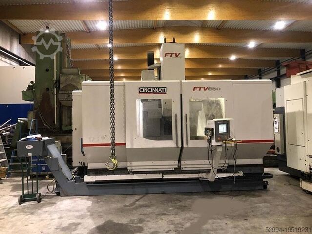 Фрезерный станок с подвижной колонной и ЧПУ Cincinnati X: 1800 - Y: 850 - Z: 800 mm CNC