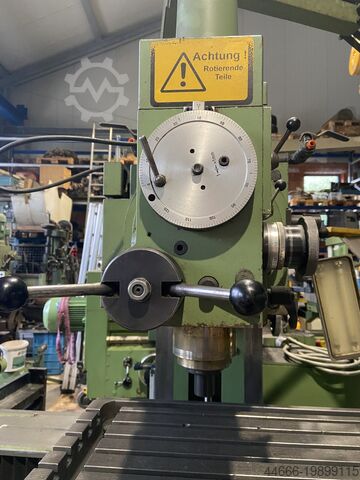 Фрезерная головка с подачей пиноли MAHO MH800 P