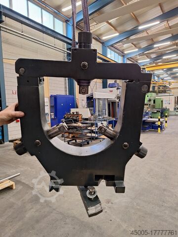 Токарный станок TOS Trenčín SUI 80 Setzstock