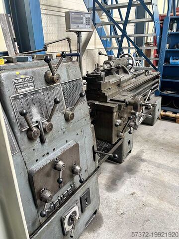 Токарно-центровой станок и токарный станок с подающим шпинделем Meuser M2L