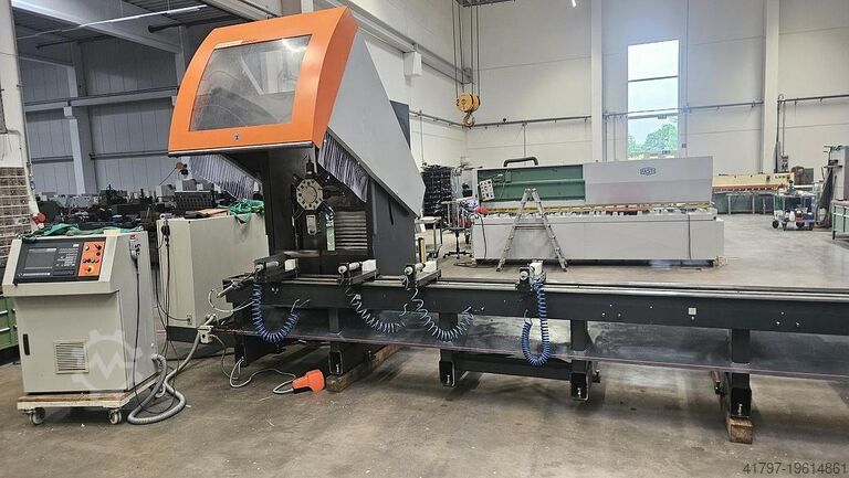 Обрабатывающий центр Elumatec SBZ 130 Elumatec SBZ 130