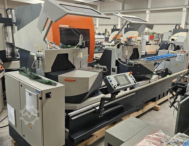 Двухголовая торцовочная пила Elumatec DG 104 Elumatec DG 104