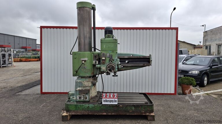 радиально-сверлильный станок, Csepel R.F. 2a Csepel R.F. 2a