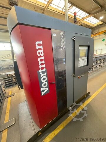 Станок сверлильный CNC с одним шпинделем VOORTMAN V600