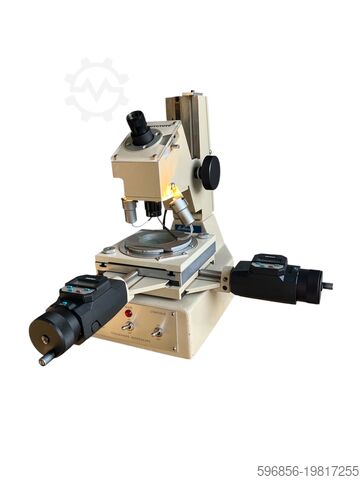 Инструментальный микроскоп Mitutoyo TM-101 с цифровыми индикациями Mitutoyo Mitutoyo Mikroskop narzędziowy Mitutoyo TM-101 z odczytami cyfrowymi Mitutoyo