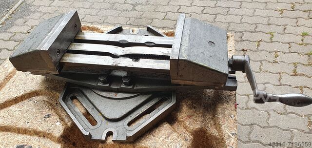 Центрический зажим машинных тисков unbekannt 