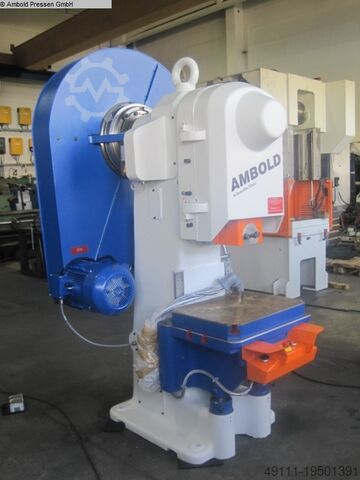 Эксцентриковый пресс - одиночная колонка AMBOLD PEEV 40.2