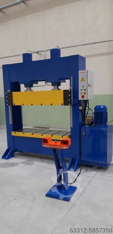 Гидравлический пресс Hidrobrasil 160 Tonnen Doppelständerpresse