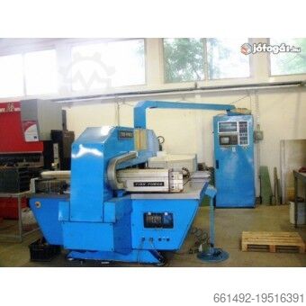 Пробивной и жевательный станок FINNPOWER TP 250
