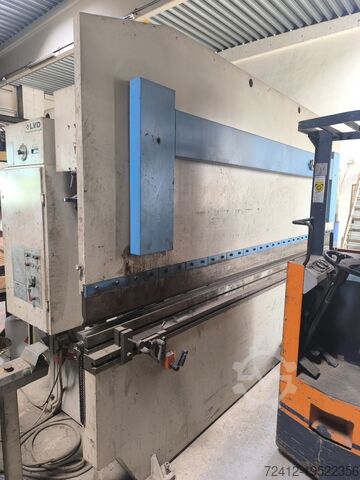 АБКАНТПРЕССЕ LVD PBL 135 40