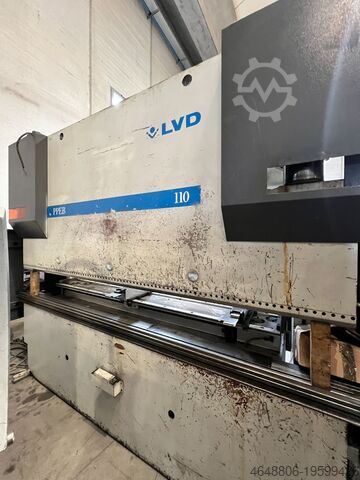 Фальцевальная машина LVD PPEB 110/30