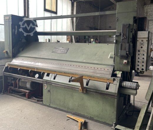 3-кратная комбинированная машина для обработки листового металла GRIEBEL SAS 75-30-4