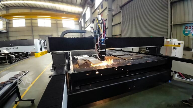 Станок для лазерной резки Glorystar laser 13027 3kW - 12kW Metal Laser Cutter