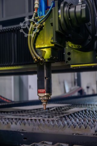 Листовой лазерный станок Fiber laser sheet cutting machine 12025 MAX 3kW- 40kW