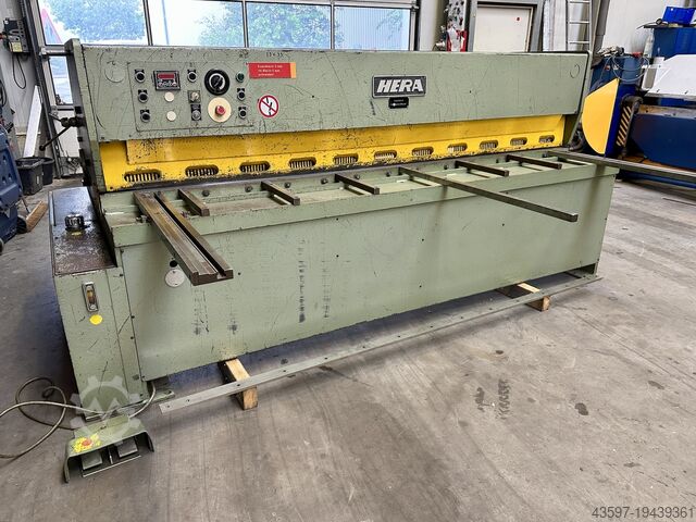 Гидравлические гильотинные ножницы HERA HSS 3  2500 x 4,0
