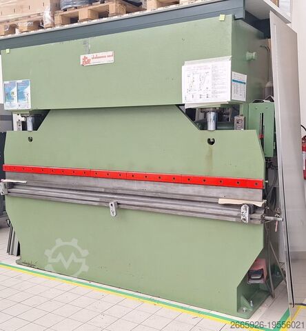 Фальцевальная машина Idrotecnica Nord xxx