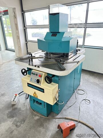 Вырубной станок Indumasch VA 200/6 K