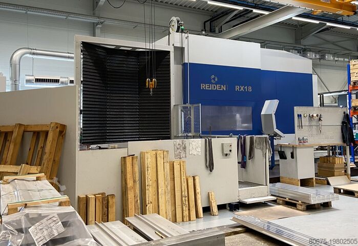 Универсальный обрабатывающий центр Reiden RX 18