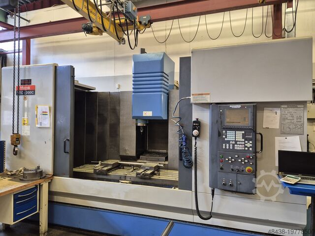 Вертикальный обрабатывающий центр Mazak VTC 200C