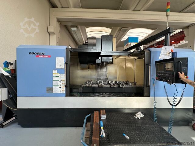 ВЕРТИКАЛЬНЫЙ ОБРАБАТЫВАЮЩИЙ ЦЕНТР DOOSAN DNM750L