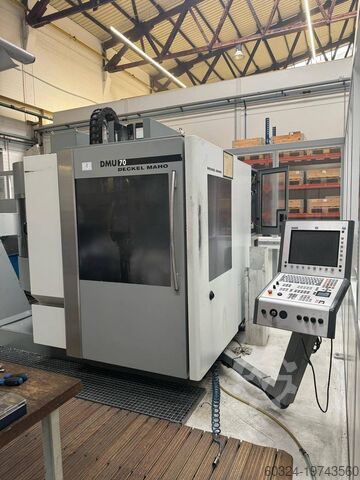 5-осевой обрабатывающий центр с ЧПУ DECKEL MAHO DMU 70