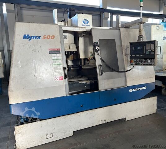 вертикальный обрабатывающий центр DAEWOO MYNX 500