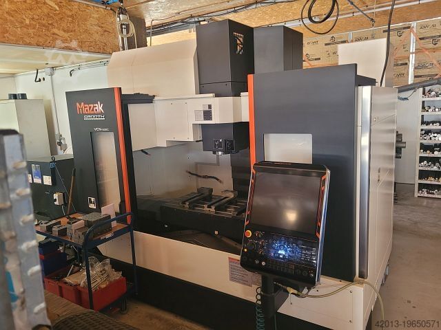 Обрабатывающий центр - вертикальный MAZAK VCN-530C