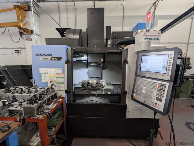 ВЕРТИКАЛЬНЫЙ ОБРАБАТЫВАЮЩИЙ ЦЕНТР DOOSAN DNM 4500