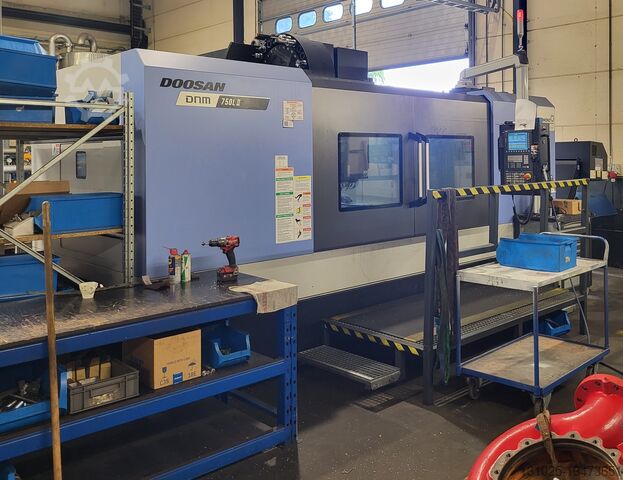 Вертикальный обрабатывающий центр DOOSAN DNM 750L II
